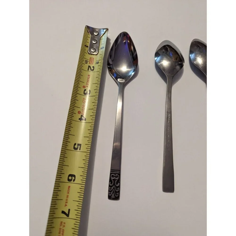 VTG CARLYLE Hong Kong stainless cameo pattern lot 5‎ teaspoons replacement